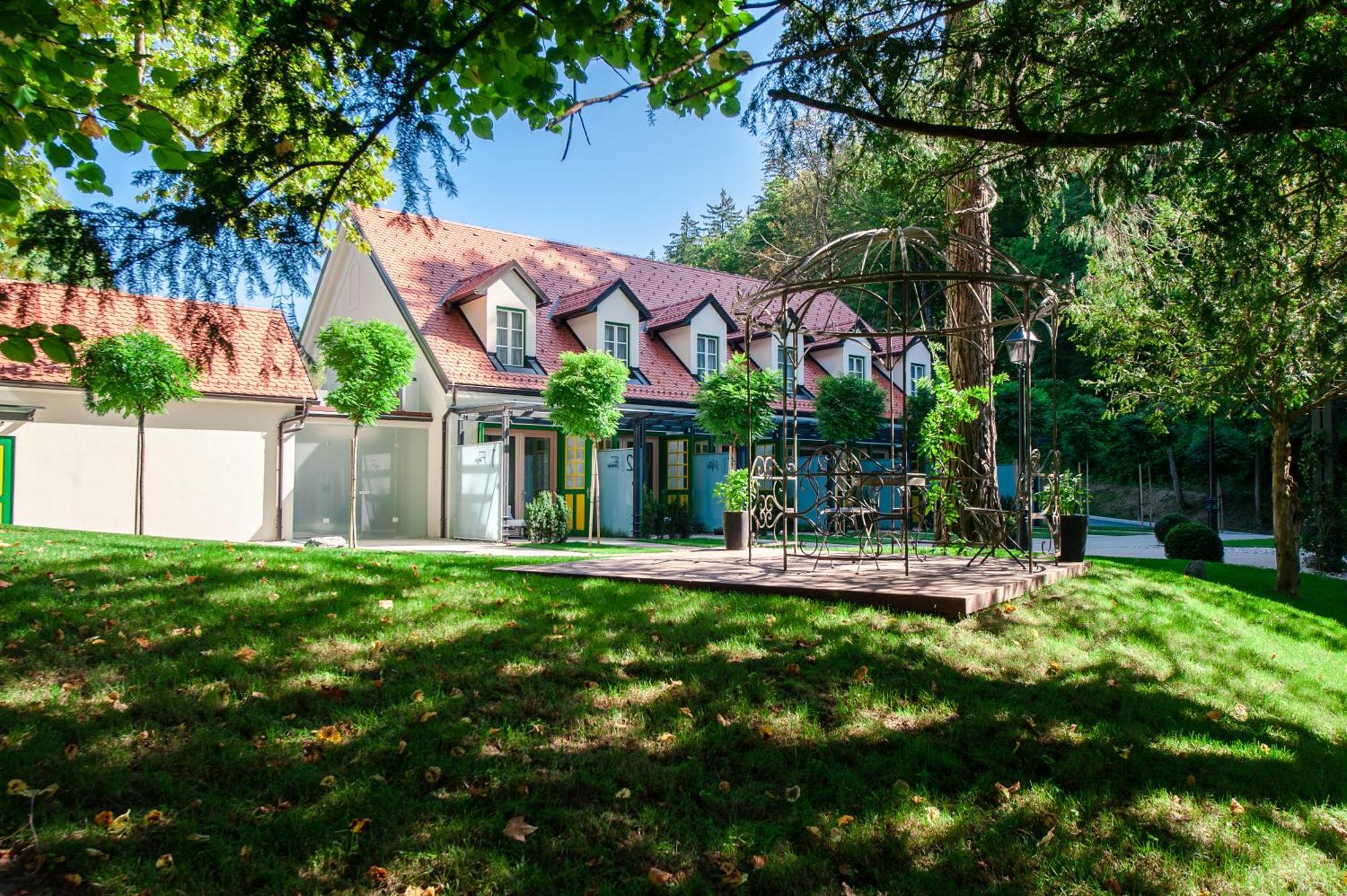 Spa Suite Dobrna - Terme دوبرنا المظهر الخارجي الصورة